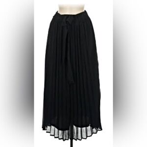Black Pleated Lark + Grey Maxi Skirt